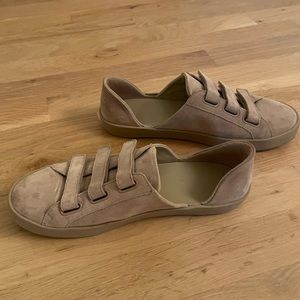 Freda Salvador Libby D’orsay Sneaker